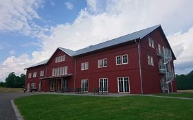 Tiraholms hotell